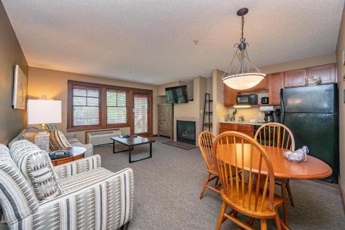 . B103 One Bedroom Lake View