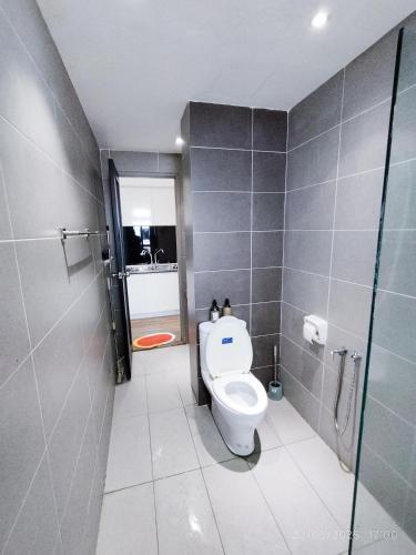 Arina Uniti (near HKL) 1-BR for 4 pax by Idealhub - image 2