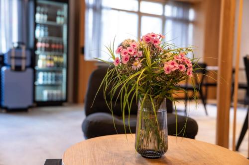 酒吧/高級酒吧, Hotel zwölf87 (Hotel zwolf87) in 拉文斯堡