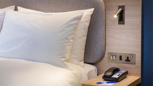 2 twin beds