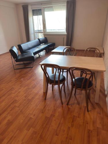 Luxusné ubytovanie s výhľadom pre 4 osoby, Bratislava (photo 8)
