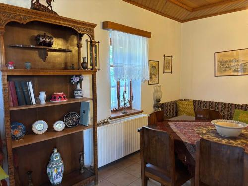 Το πετρόσπιτο (Το πετροσπιτο) in 아노 라베니아