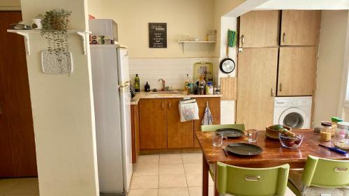 נווה במדבר - שופץ ב-2025! צמוד ל BGU וסורוקה - אינטרנט סיבים, Google TV ומיזוג מלא in Μπεερ Σεβα