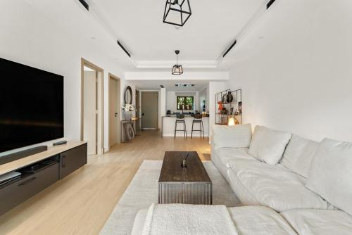 Elegant 1BR Stay, Walk to Dubai Mall, Souq Al Bahar & Burj Views, Dubaj (fotografie 8)