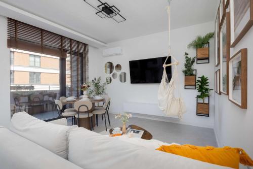 Air-conditioned Apartment with Parking in Warsaw near PGE Narodowy, Varsavia