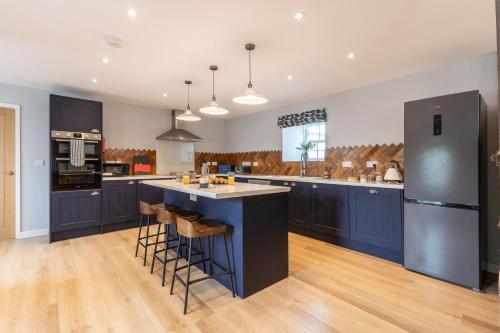 Viesnīcas āriene, Barn Conversion I Family Get Away I Large Groups in Bryngwran