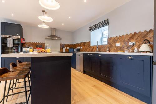 Viesnīcas āriene, Barn Conversion I Family Get Away I Large Groups in Bryngwran
