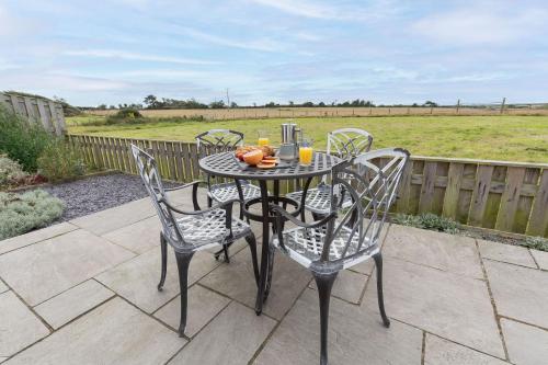Viesnīcas āriene, Cosy Barn Conversion I Hot Tub I Luxury Estate in Bryngwran