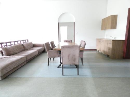 3 Bett Zimmer in Villa mit Gemeinschaftsbad, Berlin (photo 7)