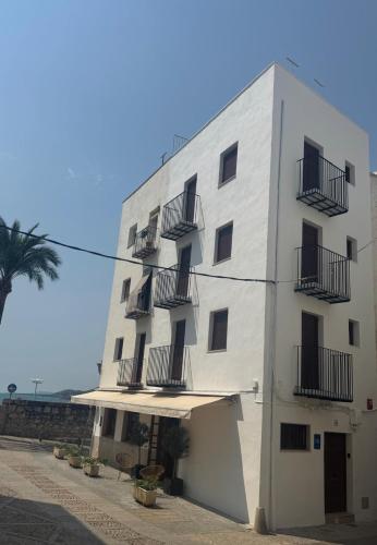 A szálláshely kívülről, Almar Suites in Sur Beach