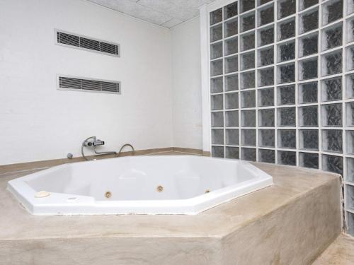 Spa, person holiday home in Glesborg-By Traum in Glesborg