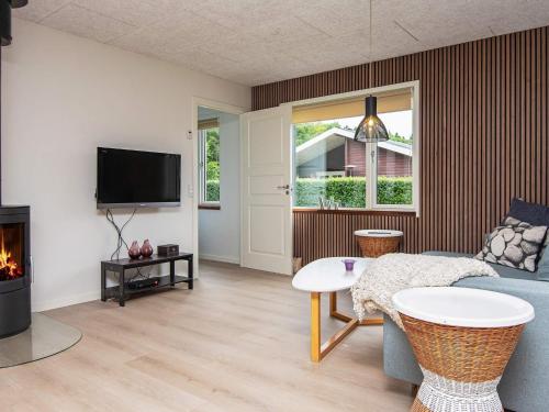  6 person holiday home in Juelsminde-By Traum in Sønderby