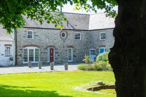 Viesnīcas āriene, Stylish Cottage I Hot Tub I Garden I Near Beach in Bryngwran