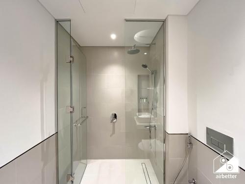 Modern 1BR Jumeirah Living l Pool, Gym & Parking, Dubái (foto 3)