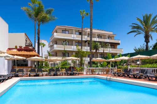 . Hotel Don Manolito