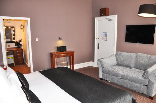 Carmelite Hotel; BW Signature Collection Carmelite Hotel is perfectly located for both business and leisure guests in Aberdeen. The hotel offers guests a range of services and amenities designed to provide comfort and convenience. 24-hour fr