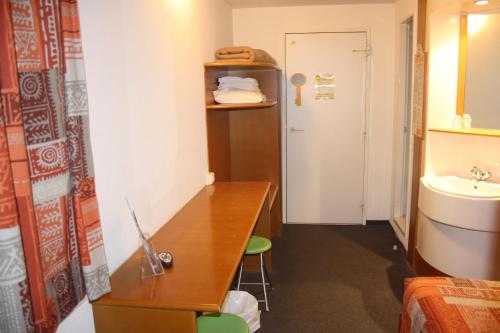 1 double bed