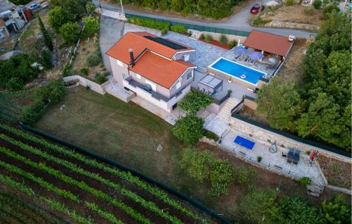 Viesnīcas āriene, Luxurious Home In Drum in Drum
