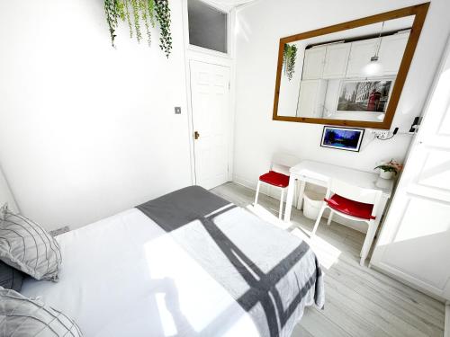Luxurious Apartment with Patio in Covent Garden, Londyn (zdjęcie 10)