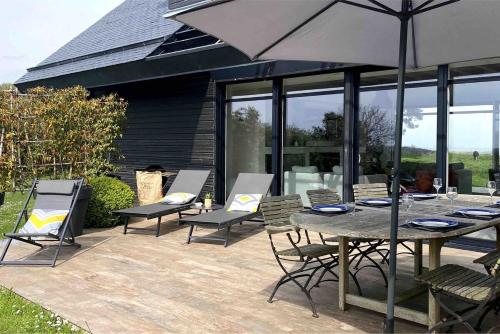 TI DU, villa luxueuse avec vue panoramique - 4 chambres et 3 salles de bain, pour 8 personnes in Tréflez