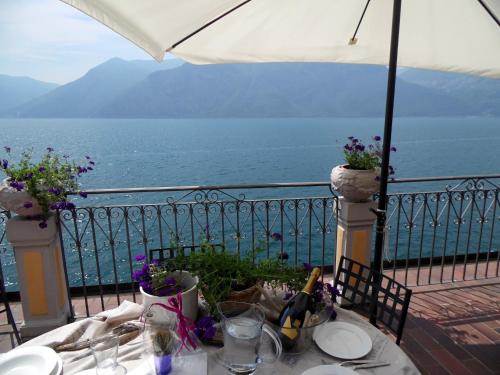 Apartment in Vello by Lake Iseo Beach, Marone (photo 6)