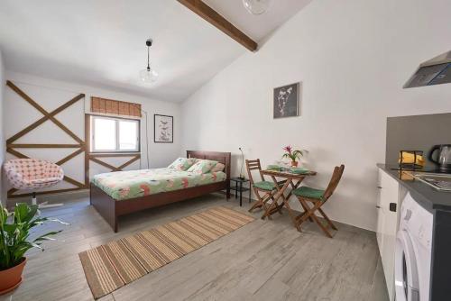 Flat by Avenida da Liberdade, Лиссабон