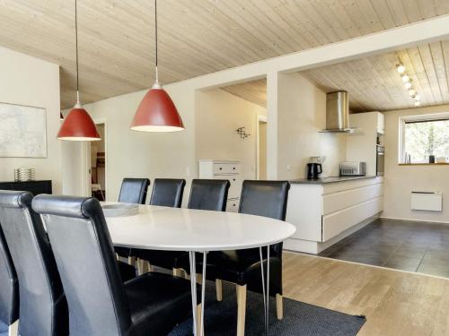 Facilities, 10 person holiday home in Hadsund in Helberskov