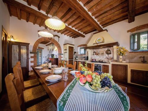  Luxury pool villa in Cortona in Cortona
