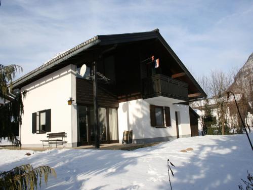  Holiday Home in Groebming near Ski Slopes, Unterkunft in Gröbming