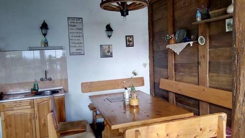Granpa's House in Ruhovtsi