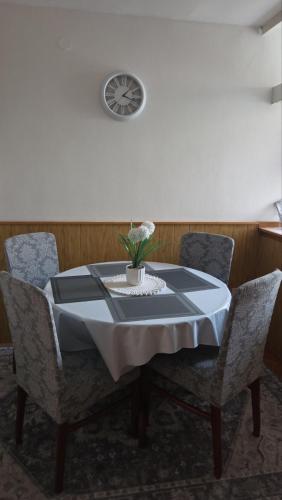 Duplex Apartment - image 10