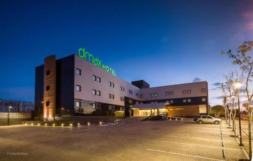 DMax Hotel - Marilia
