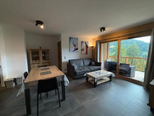 Appartement Hauteluce 6 pers, 3 pièces, Terrasse, Parking couvert, Proche Pistes - FR-1-293-388 - Location saisonnière - Hauteluce