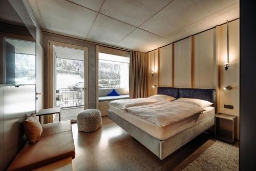 Dips&Drops - Hotel · Sports · Spa · Restaurants