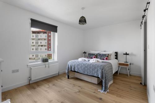 Holyrood Central Apartment - image 10