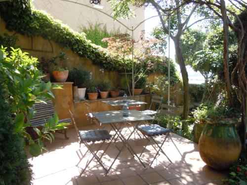 Garden, Les Buis de Lussan in Lussan