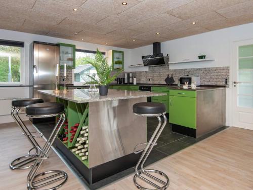 8 person holiday home in Hemmet in Skuldbol