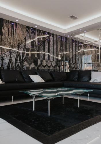 Luxury modern apartment on the lake in อิสเซโอ