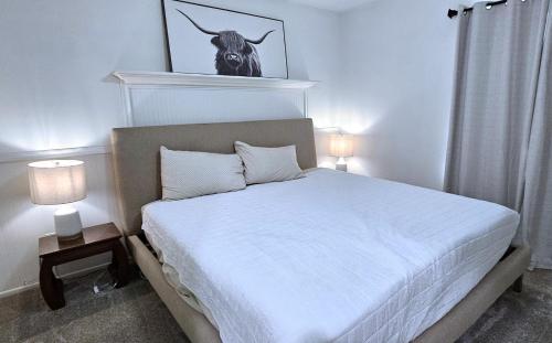 Paddleboards, Air Hockey, Grill, Fire Pit, WD, Brkfst, Sleeps 10, upper, Page (foto 8)
