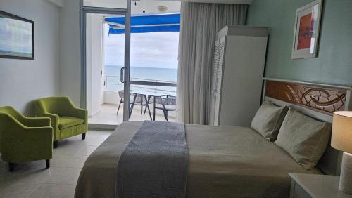 Studio Apartment with two double beds at Solarium in Playa Coronado in Playa Coronado
