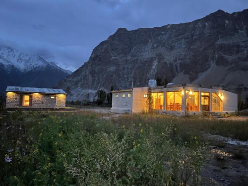 Vista exterior, Montvale Resort in Pasu