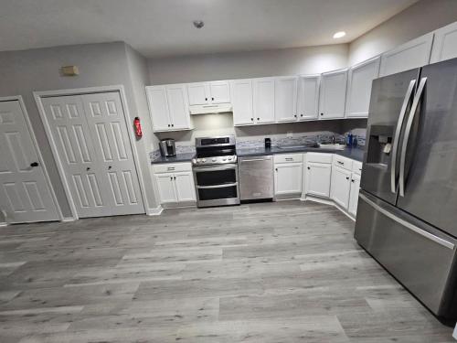 Private Apartment in Southbury 103 in 紹斯伯里