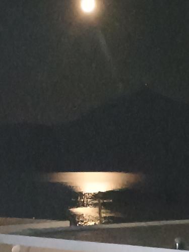 The real cave in מילוס אילנד