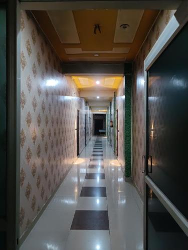 The White Rose hotel andRestaurant in Thanesar