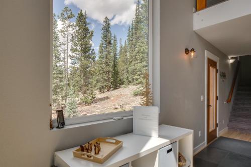 Fairplay Cabin Getaway with Wood Stove, Near Hiking! in Fairplay, USA