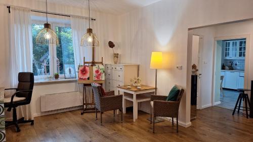 Apartament w ogrodzie in Підкова Лесна