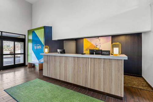 Spark by Hilton Glendale Phoenix North - 로비