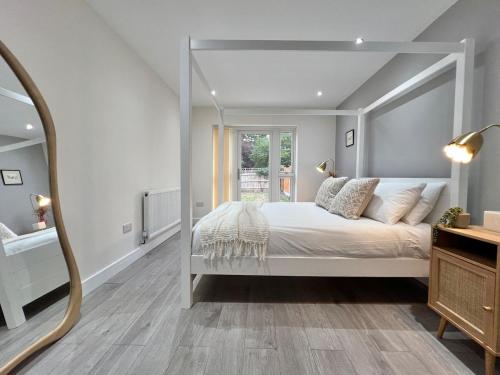 Wonderful 5 Bed Windsor, Private Garden, Driveway Parking, Legoland, Windsor (foto 10)