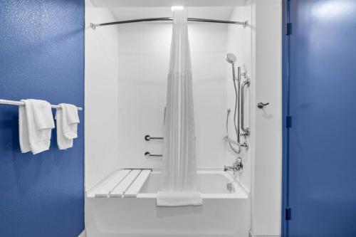 Quality Inn Modesto near Salida - image 11