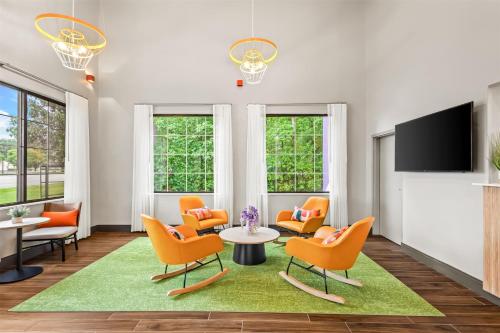 Clarion Suites Duluth I-85 - image 11